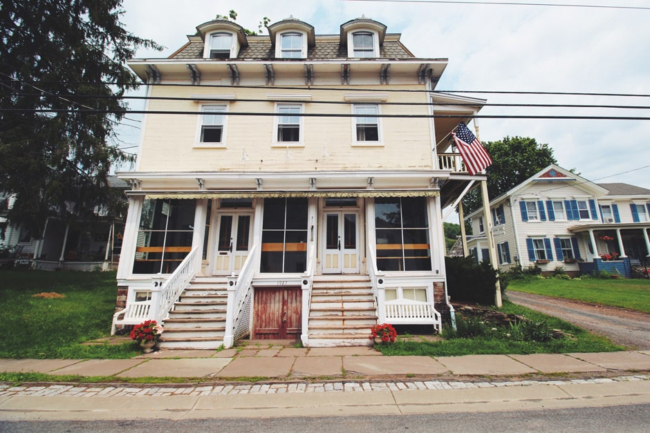 A Guide to Bovina, NY ESCAPE BROOKLYN